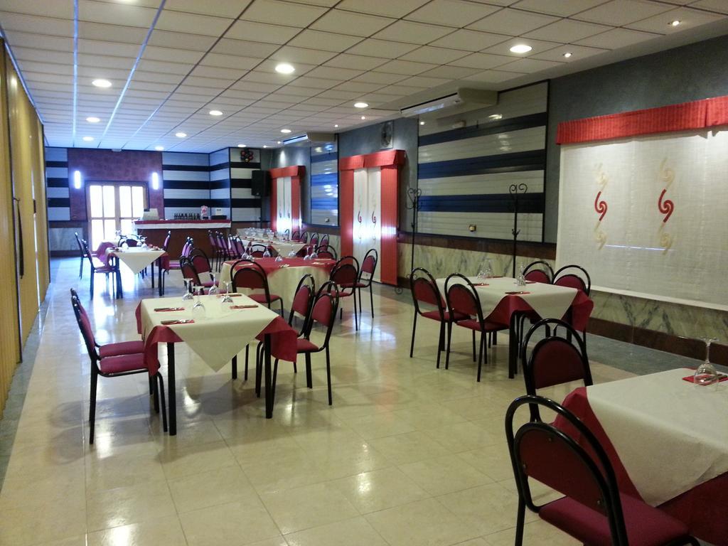 Hotel La Moraleda - Complejo Las Delicias Villanueva Del Arzobispo Exteriör bild